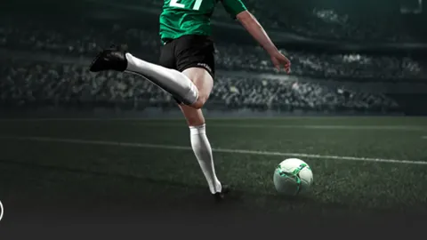 加纳足球赛后遭嘘，足协腐败争议升级，青训与基建忽视致小组赛出局